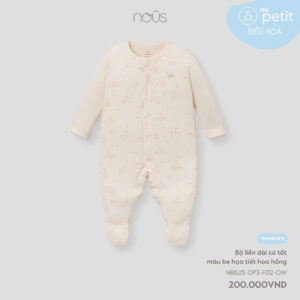 Nous Newborn Bộ bodysuit sơ sinh cho bé gái Nu Petit, body liền thân dài tay có tất màu be họa tiết hoa hồng